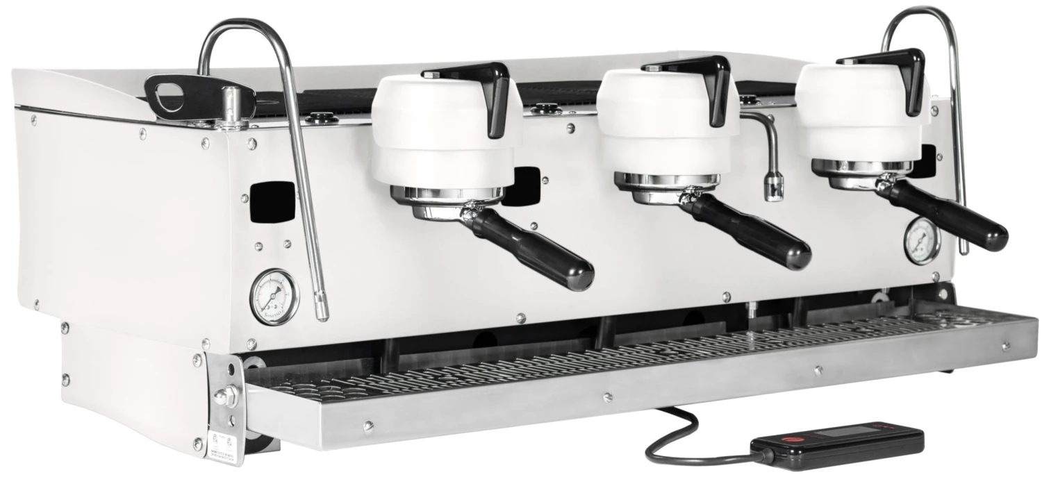 Synesso S300 - 3 Group - White 3 Synesso S300 - 3 Group - White